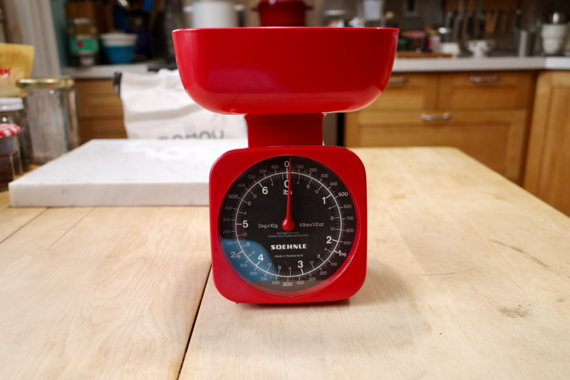 Alpine Cuisine Analog Kitchen Scale Red - Mechanical Kitchen